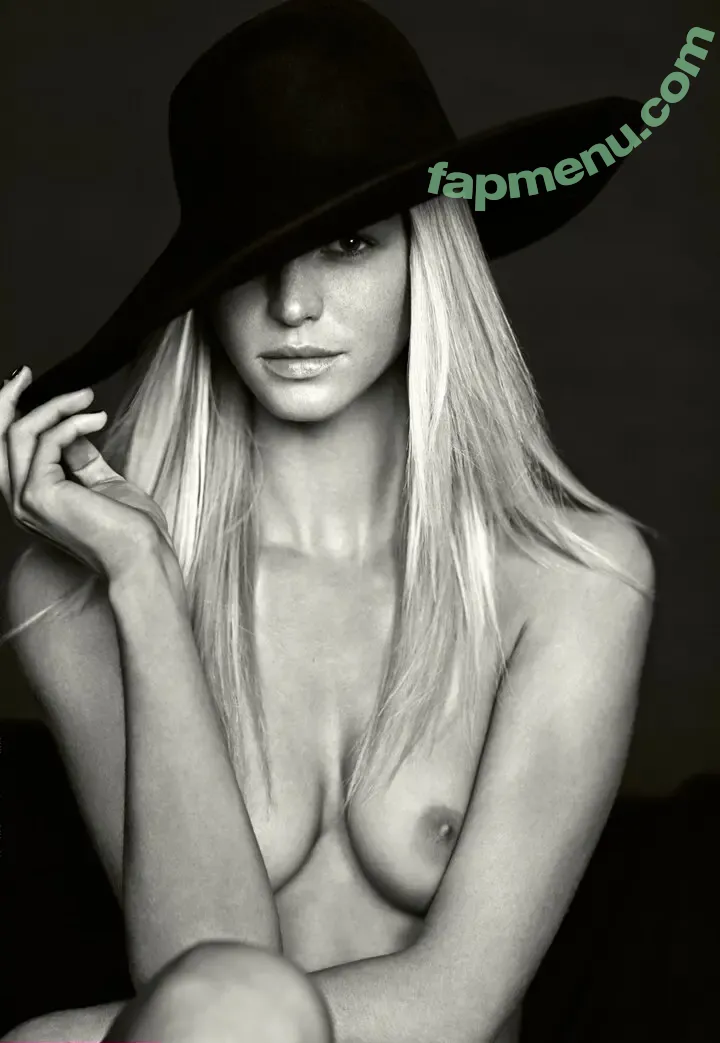 Erin Heatherton nude photo #0336 (ErinHeatherton / erinheathertonlegit)