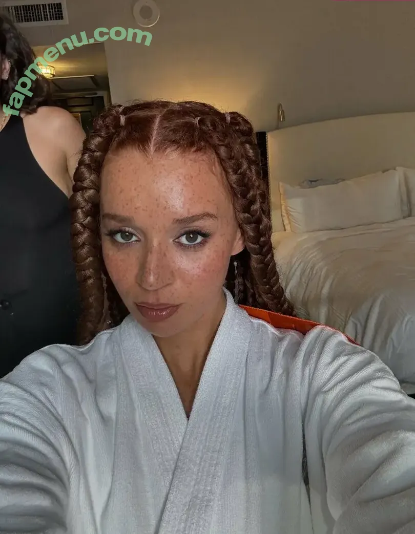 Erin Kellymen nude photo #0025 (erin.kellyman)