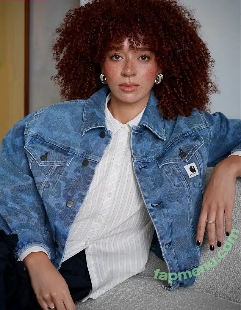 Erin Kellymen nude photo #0026 (erin.kellyman)