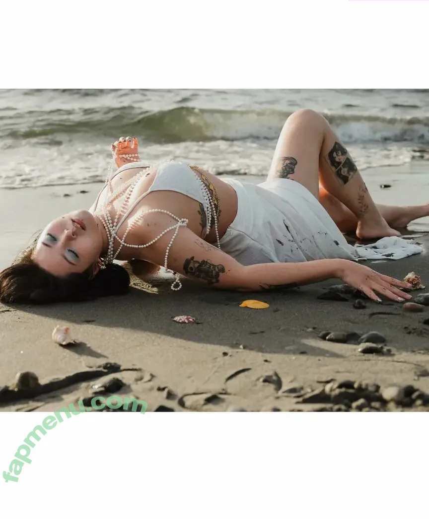 Erin Li nude photo #0015 (erinlimodel)