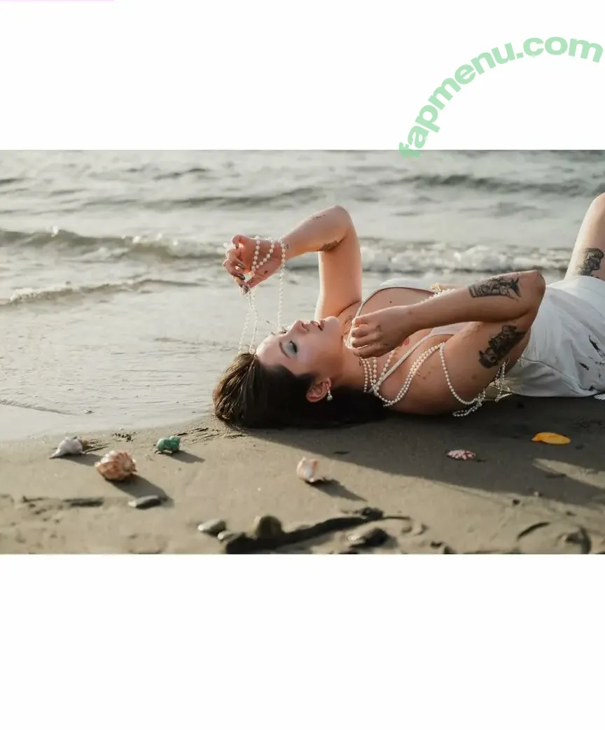 Erin Li nude photo #0016 (erinlimodel)