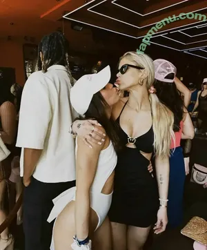 Erin Moriarty / erinelairmoriarty nude photo #0299