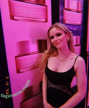 Erin Moriarty / erinelairmoriarty nude photo #0449