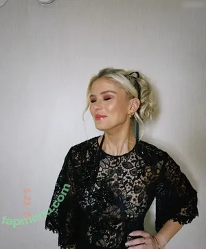 Erin Moriarty / erinelairmoriarty nude photo #0458