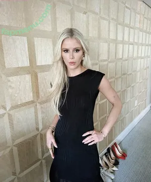 Erin Moriarty / erinelairmoriarty nude photo #0467