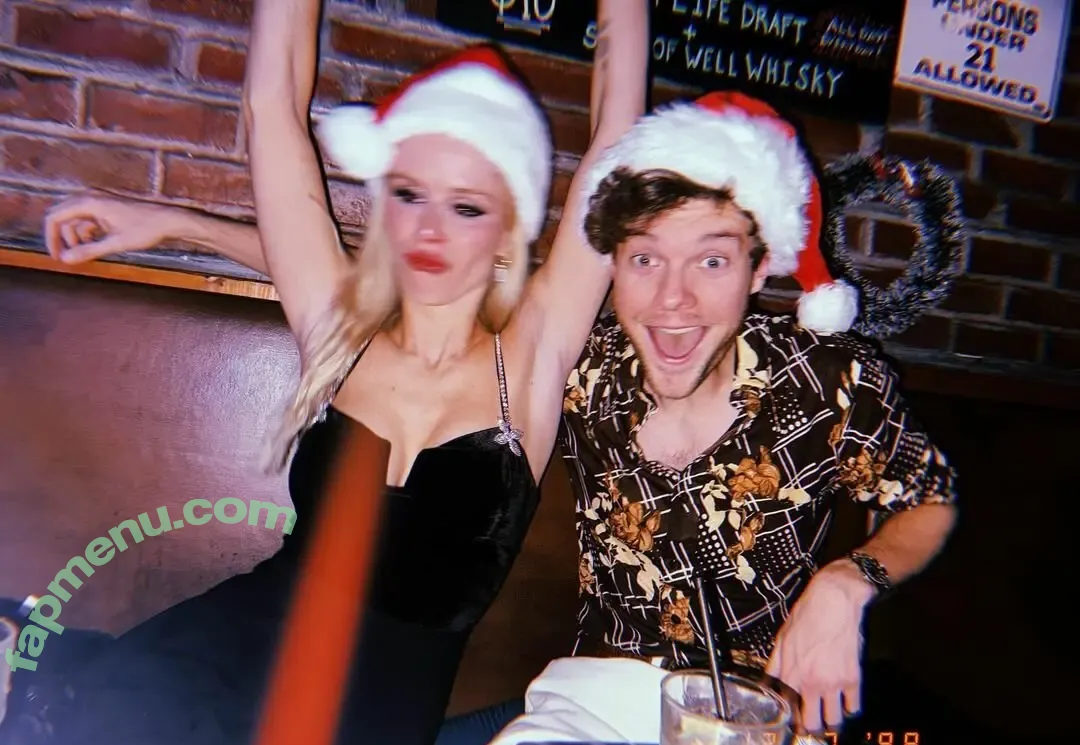 Erin Moriarty nude photo #0217 (erinelairmoriarty)