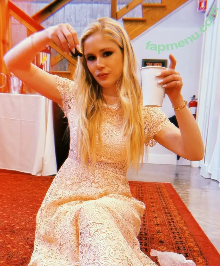 Erin Moriarty nude photo #0292 (erinelairmoriarty)