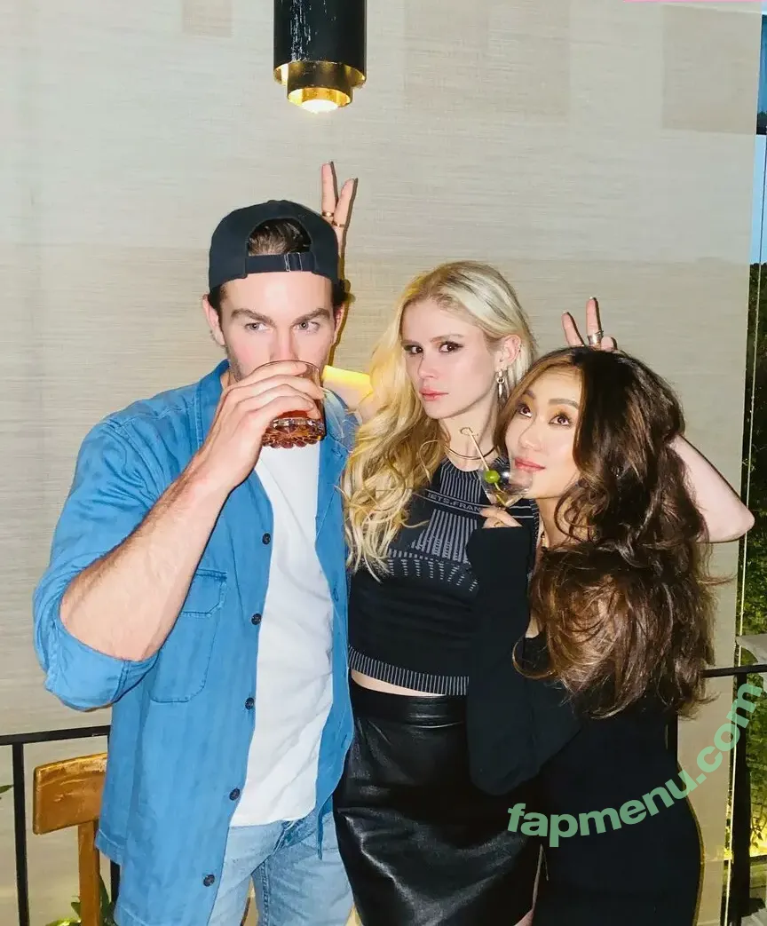 Erin Moriarty nude photo #0322 (erinelairmoriarty)