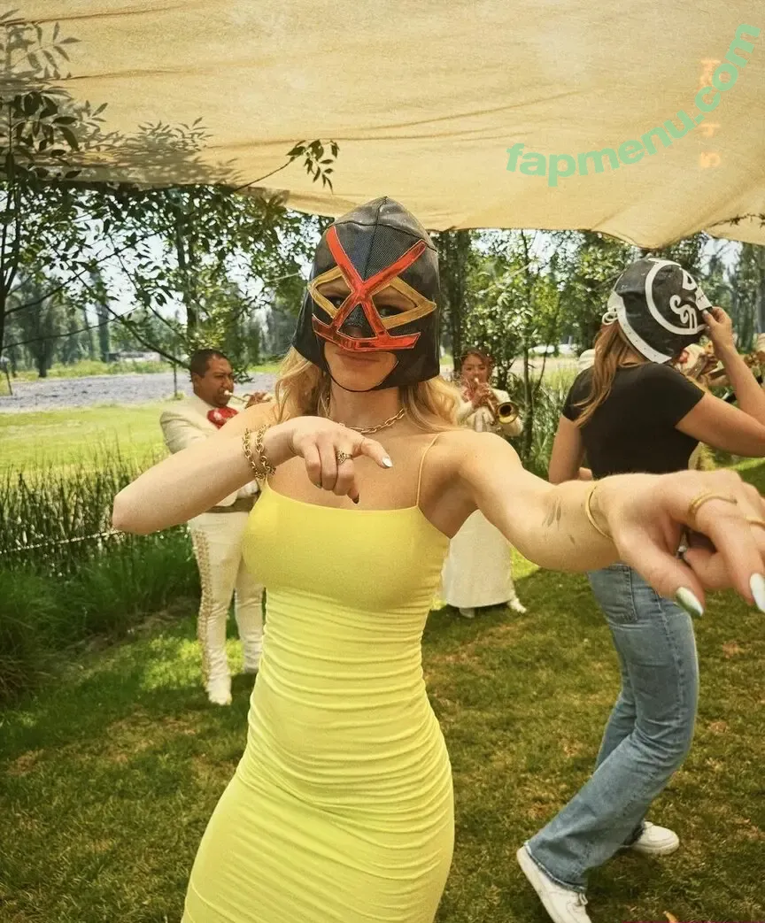 Erin Moriarty nude photo #0325 (erinelairmoriarty)