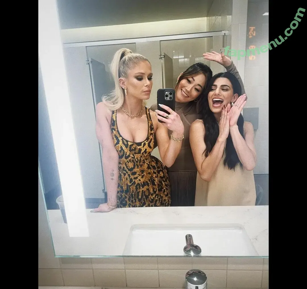 Erin Moriarty nude photo #0333 (erinelairmoriarty)