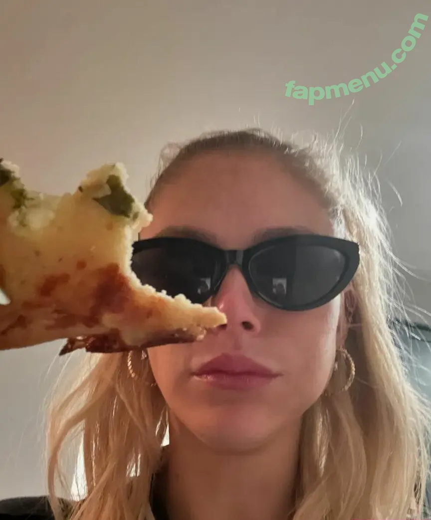 Erin Moriarty nude photo #0344 (erinelairmoriarty)