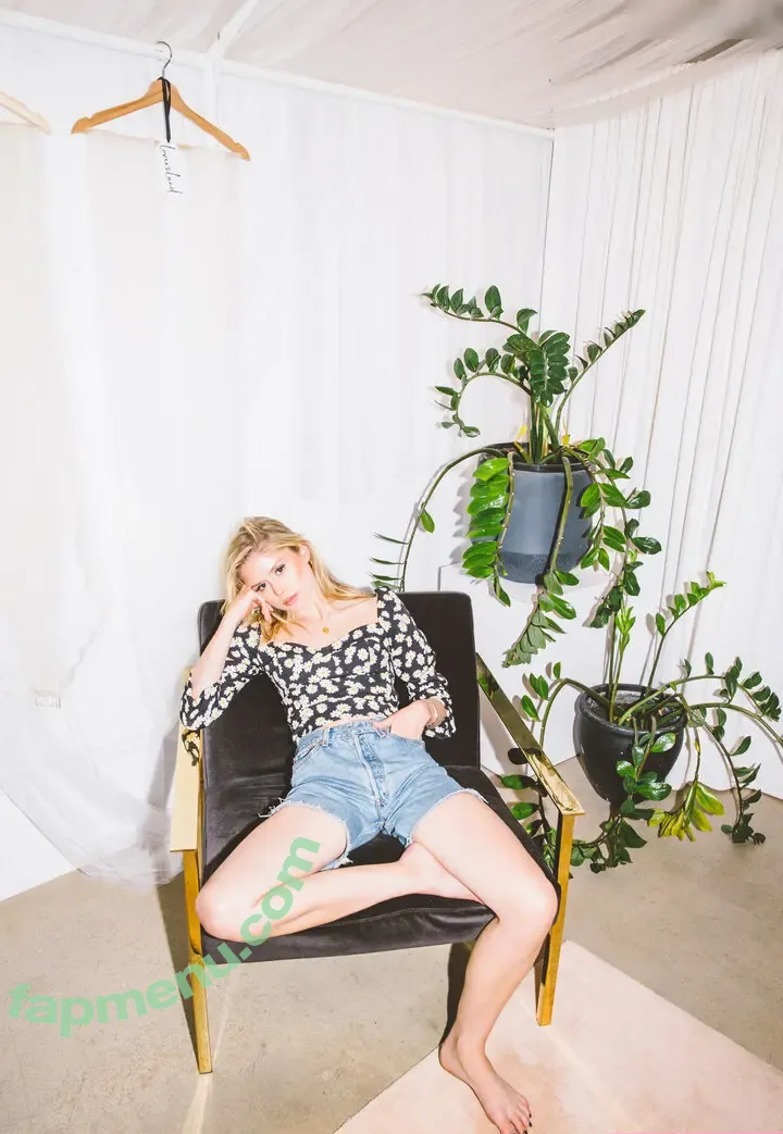 Erin Moriarty nude photo #0394 (erinelairmoriarty)