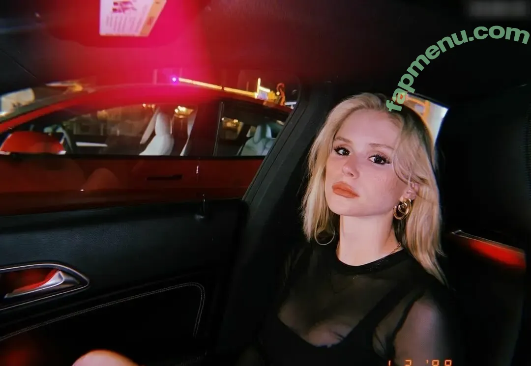 Erin Moriarty nude photo #0420 (erinelairmoriarty)