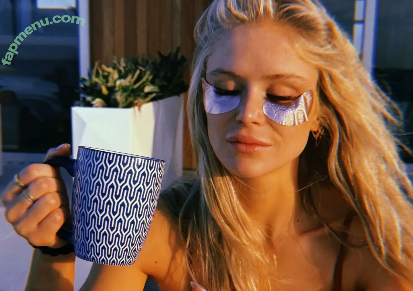 Erin Moriarty nude photo #0441 (erinelairmoriarty)