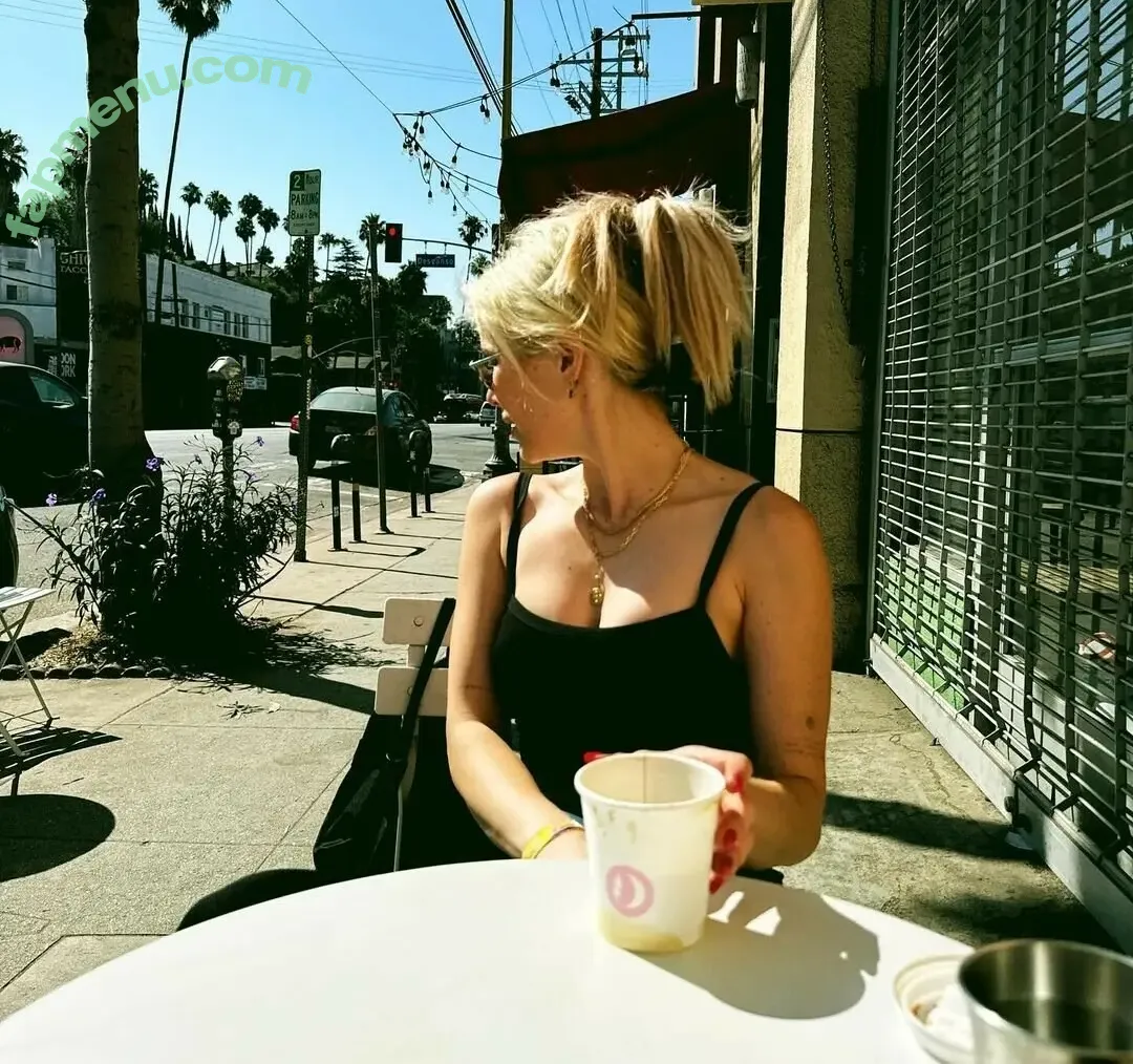 Erin Moriarty nude photo #0533 (erinelairmoriarty)