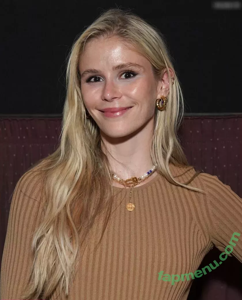 Erin Moriarty nude photo #0543 (erinelairmoriarty)