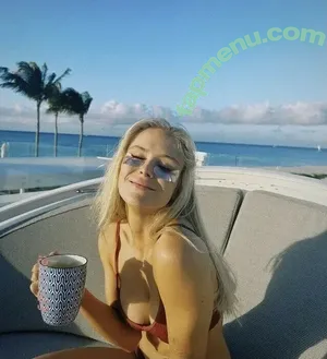 Erin Moriarty / erinelairmoriarty nude photo #1050