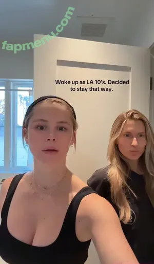 Erin Moriarty / erinelairmoriarty nude photo #1128