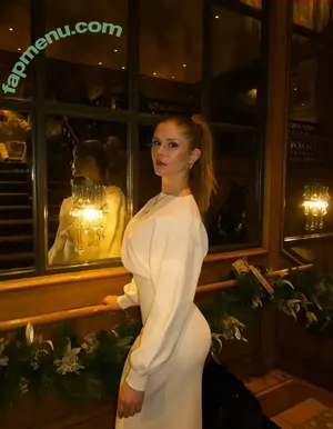 Erin Moriarty / erinelairmoriarty nude photo #1141