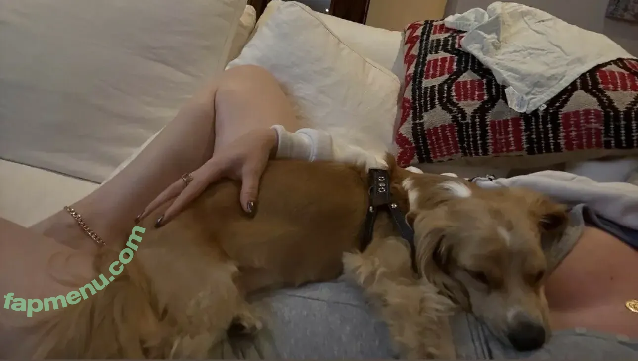 Erin Moriarty nude photo #1099 (erinelairmoriarty)