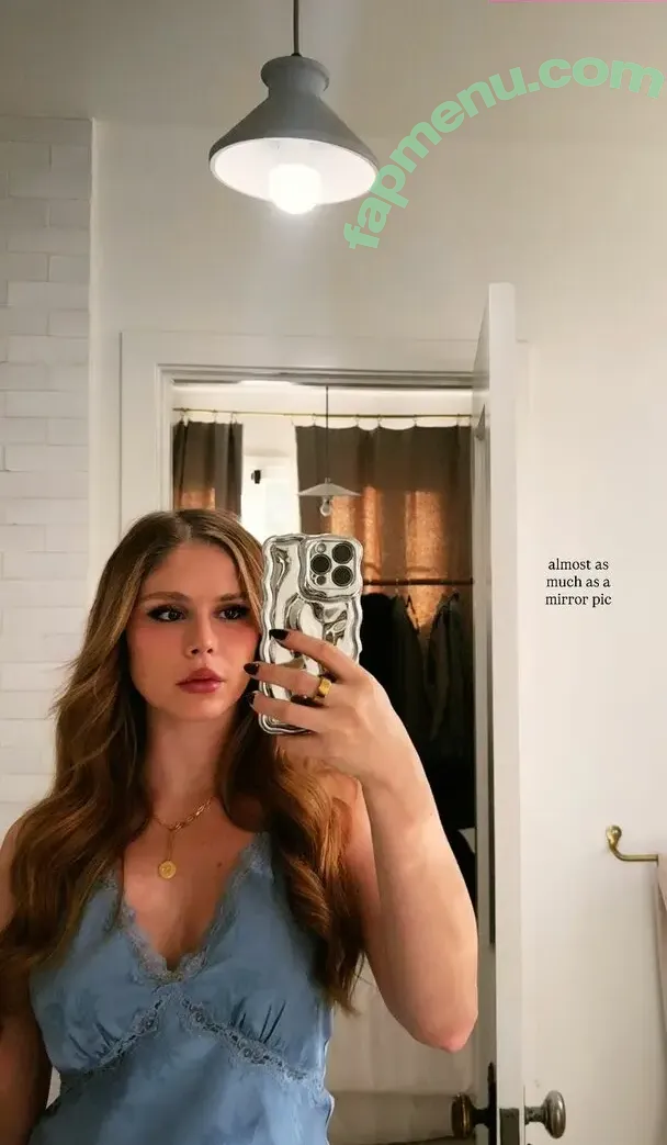 Erin Moriarty nude photo #1107 (erinelairmoriarty)