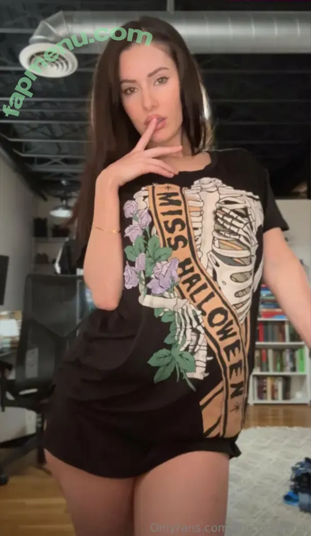 erin.olashfree nude photo #0006 (erinolash)