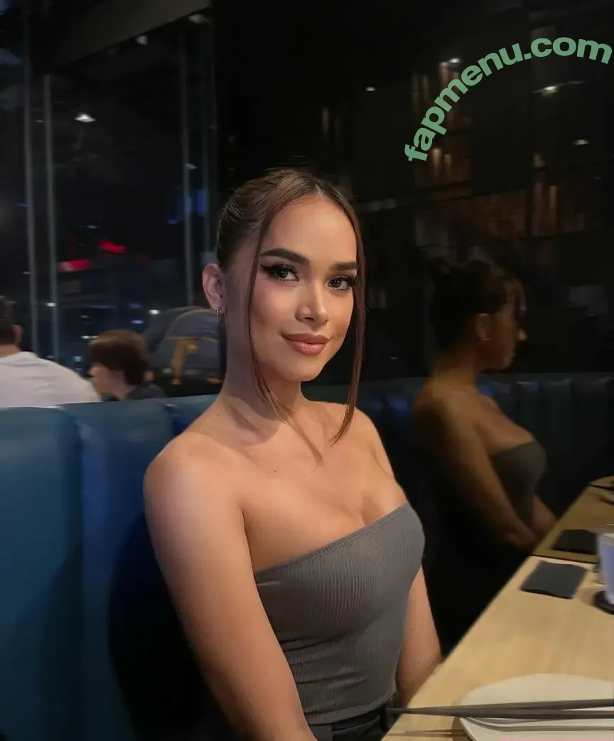 Erin Oliveira nude photo #0057 (Erin_Oliviera / Erin_oliveira / ts_erinoliveira)