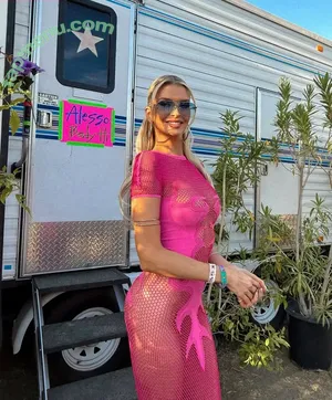 erinmichellexo /  / Erin Michelle Cummins / erinmichelle_ / erinmichellecummins nude photo #0103