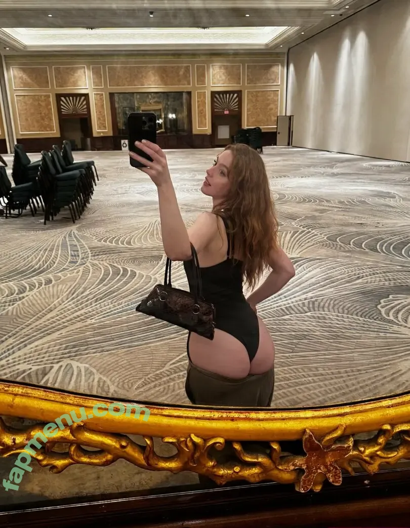 ernaburn nude photo #0028 (ernaburnz)