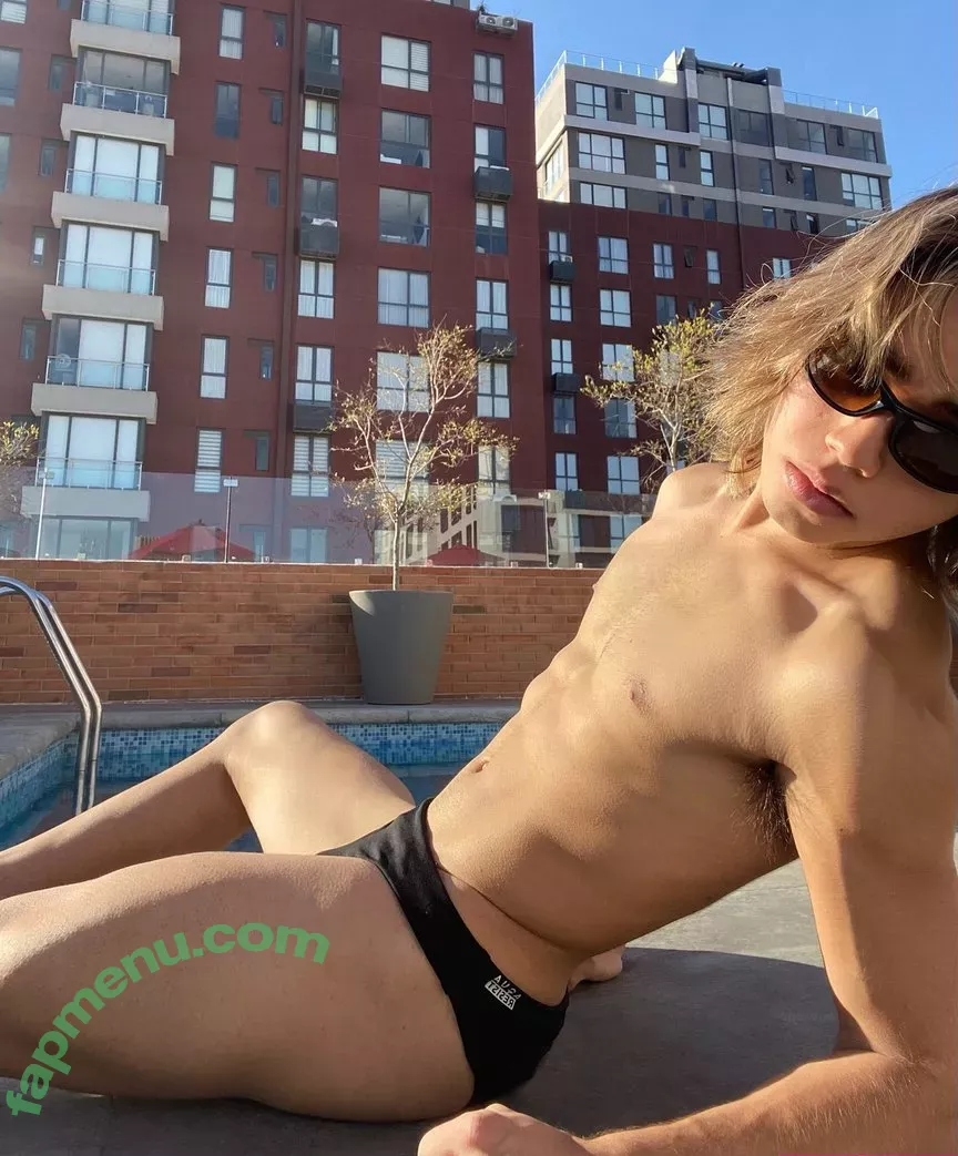 ernestotolenti nude photo #0006 (er_tolentin)
