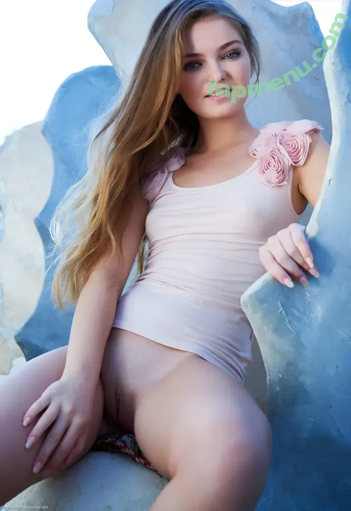 Errotica Archives nude photo #0617 (Errotica Archives)