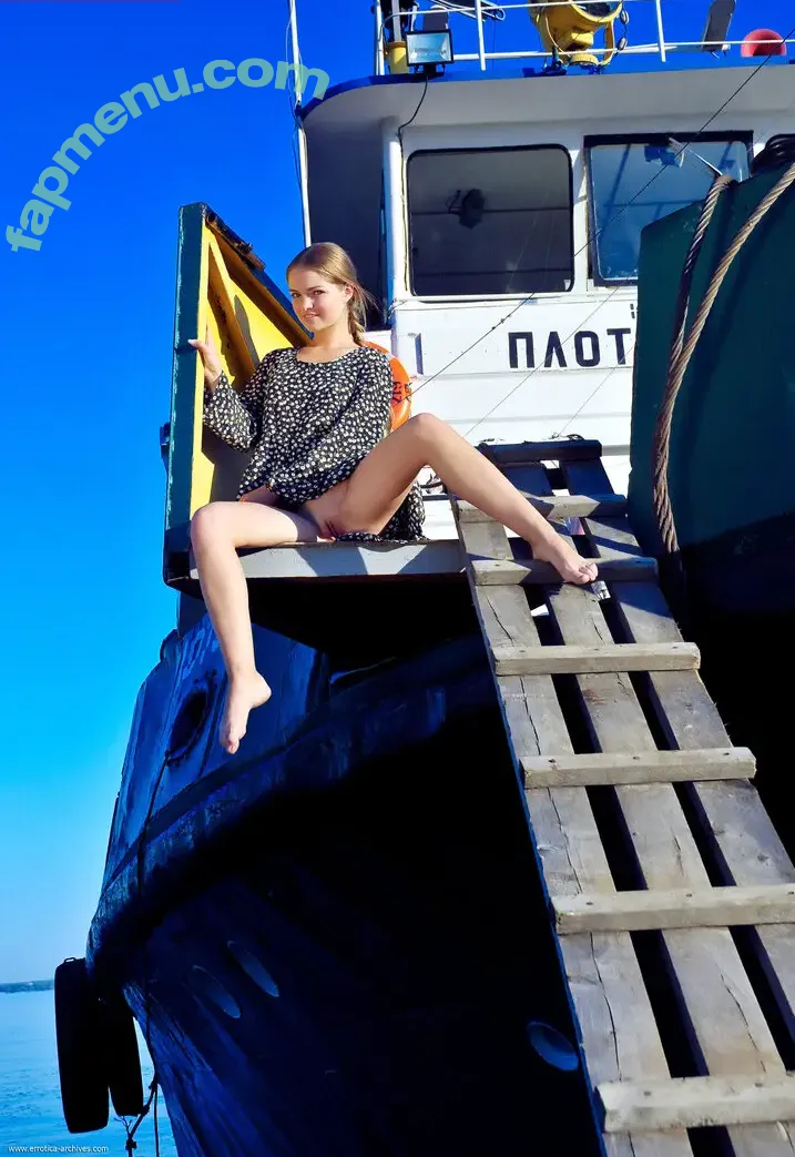 Errotica Archives nude photo #0648 (Errotica Archives)