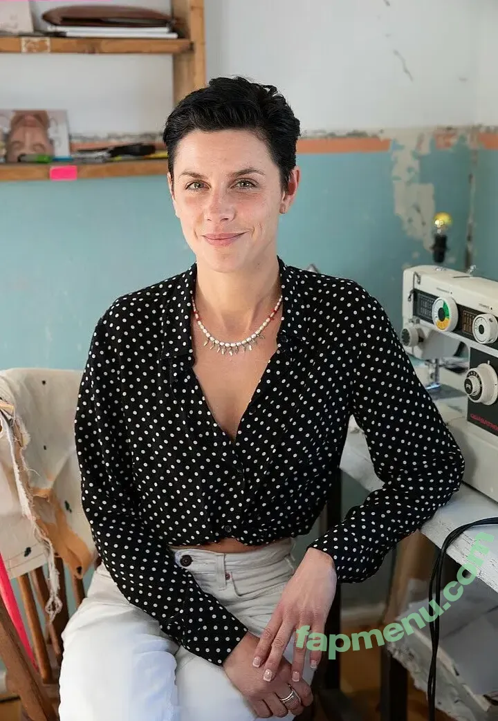 Ersties nude photo #0052 (abiadultpics / erstiesofficial)