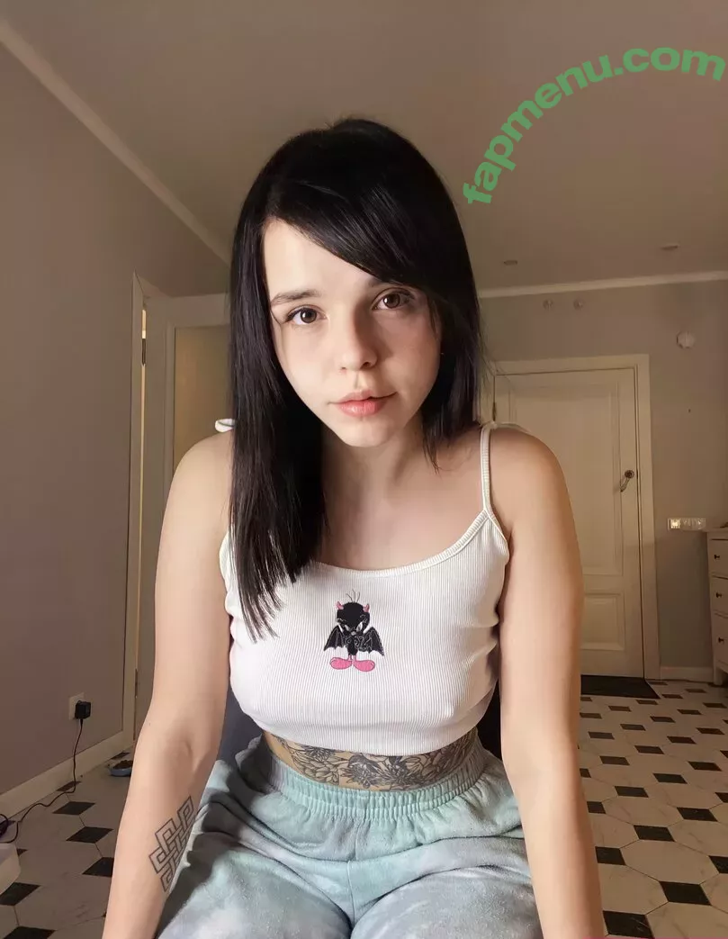 es.lain nude photo #0745 (Yummy Yum Yum)
