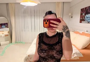 Es1nce / Esin Çepni nude photo #0141