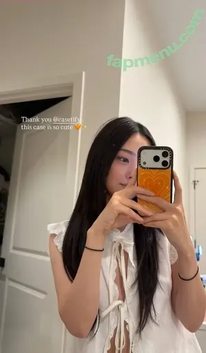 esblee / Esther Lee / esblee2 / goodie_isabelle nude photo #0189