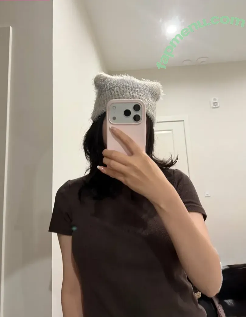 esblee nude photo #0175 (Esther Lee / esblee2 / goodie_isabelle)