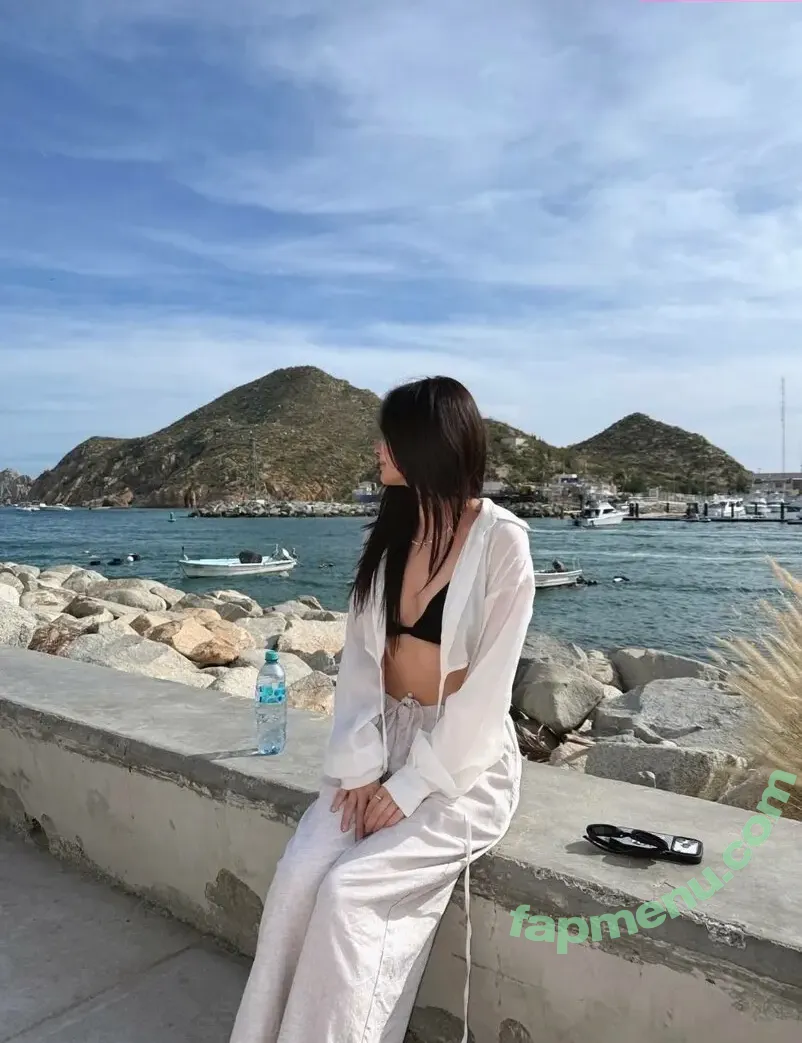 esblee nude photo #0196 (Esther Lee / esblee2 / goodie_isabelle)