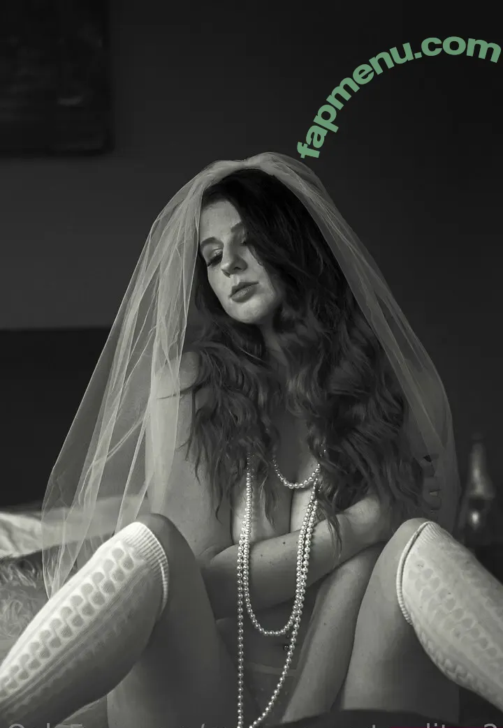 escapesweetrealityy2 nude photo #0014 (escapesweetrealityy)