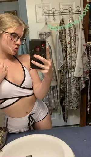  nude photo #0010