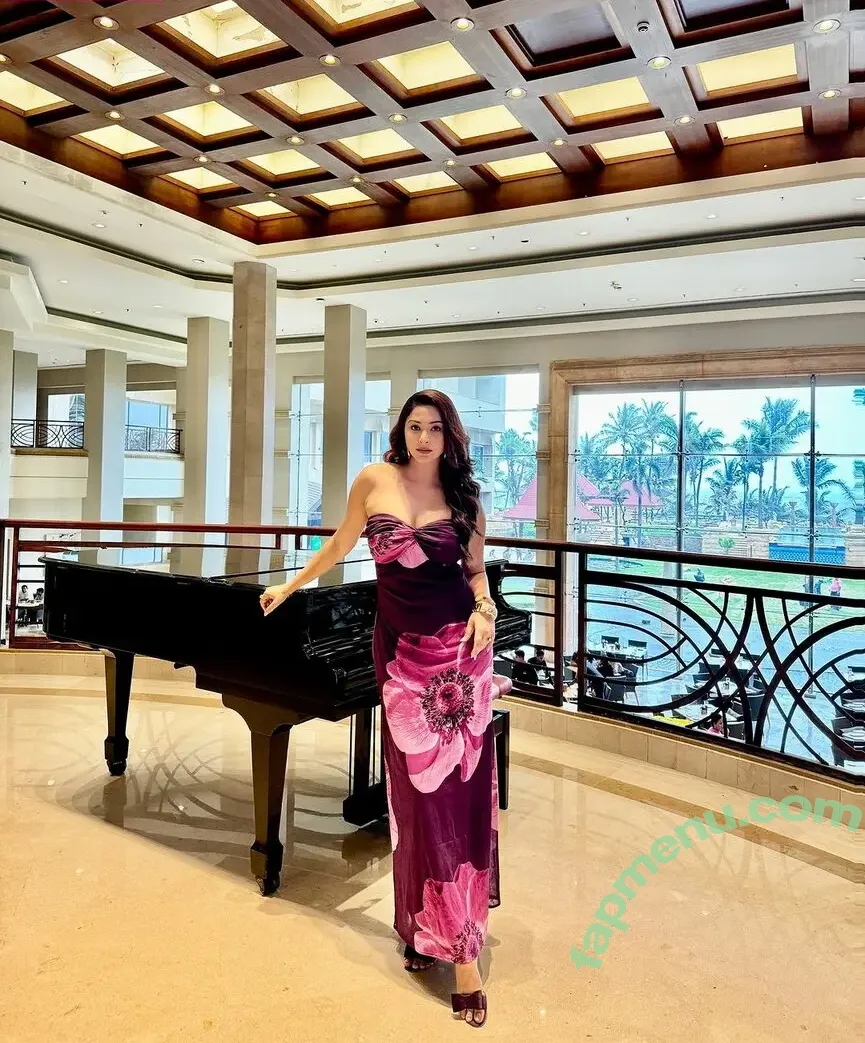 Eshaanya Mmaheshwari nude photo #0001 (esshanya_s_maheshwari)