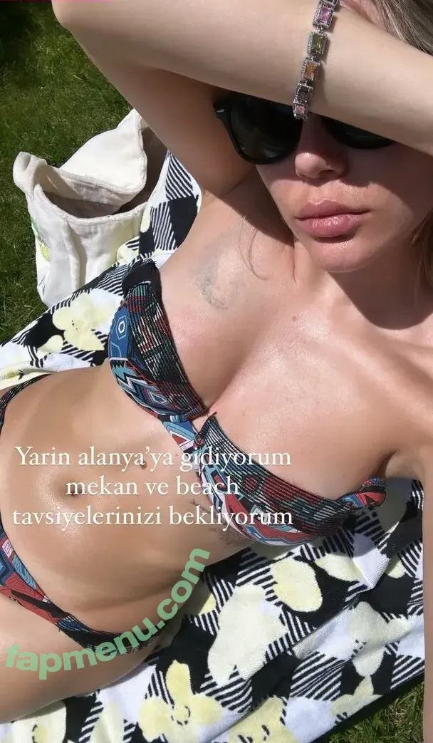 Esin Çepni nude photo #0001 (es1nce)