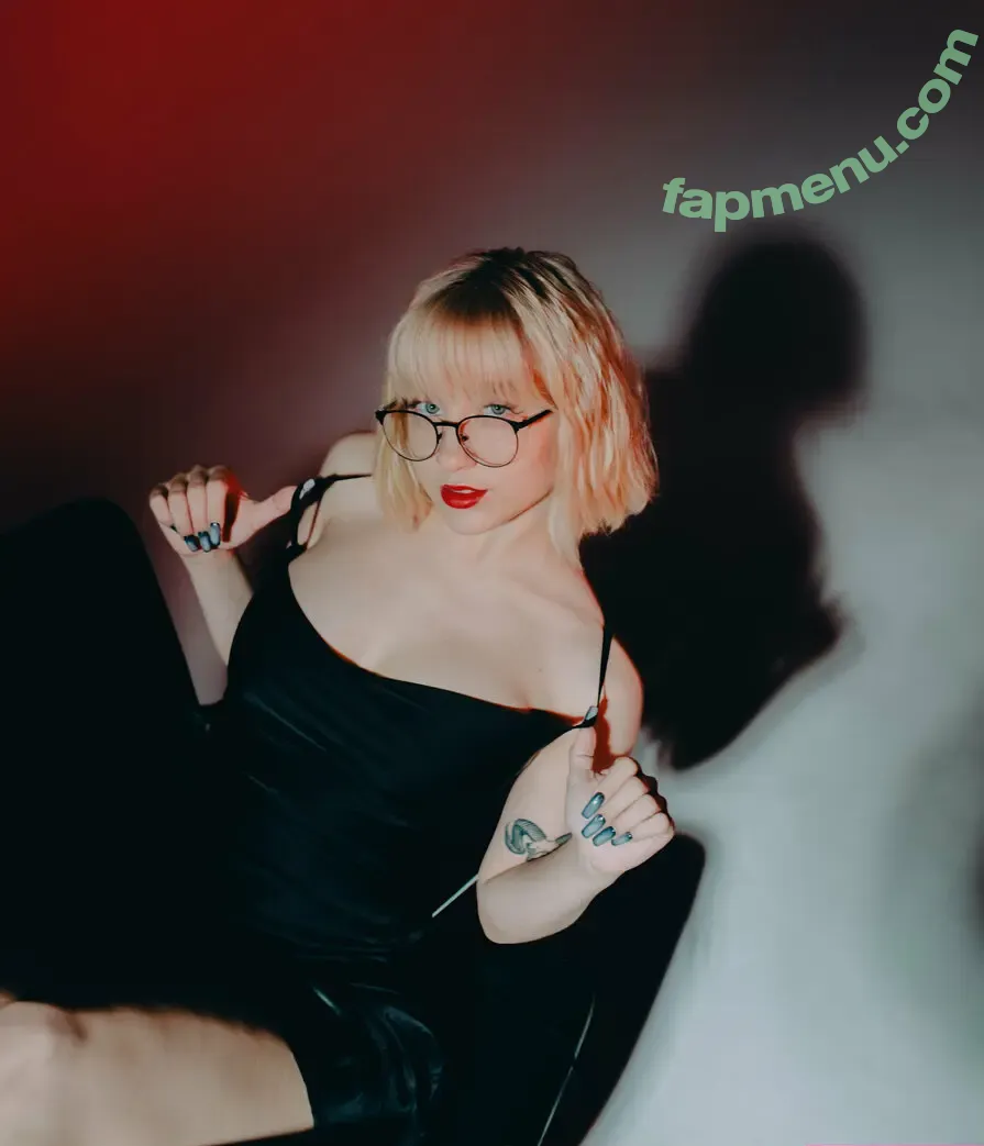 Esmabraddy nude photo #0035 (emsybrady)