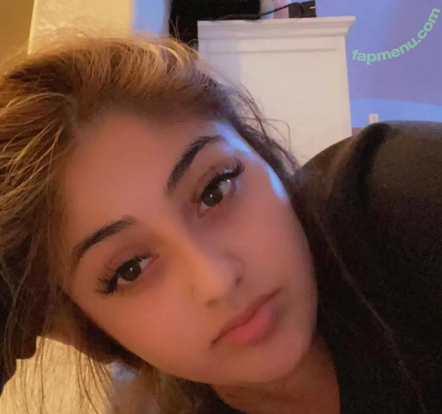 esme_duhhh nude photo #0001 (esme_duhh)