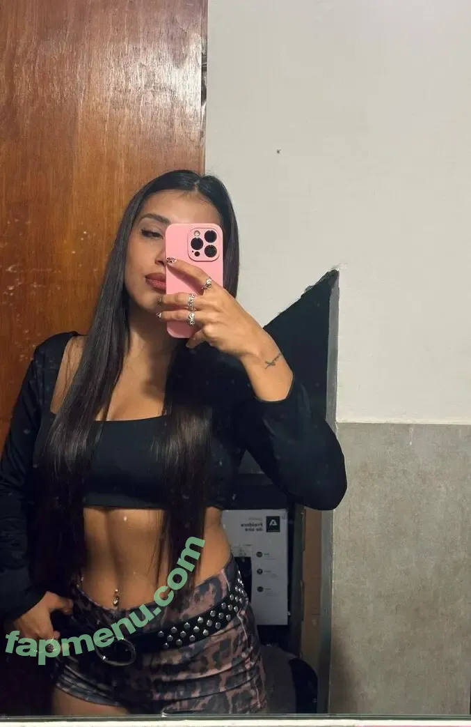 esmee27 nude photo #0007 (esmee27)