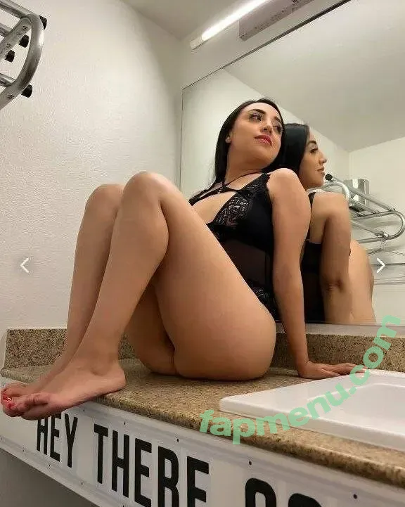 Esmeralda Mejía nude photo #0032 (Iamesmemejia)