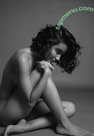  nude photo #0004