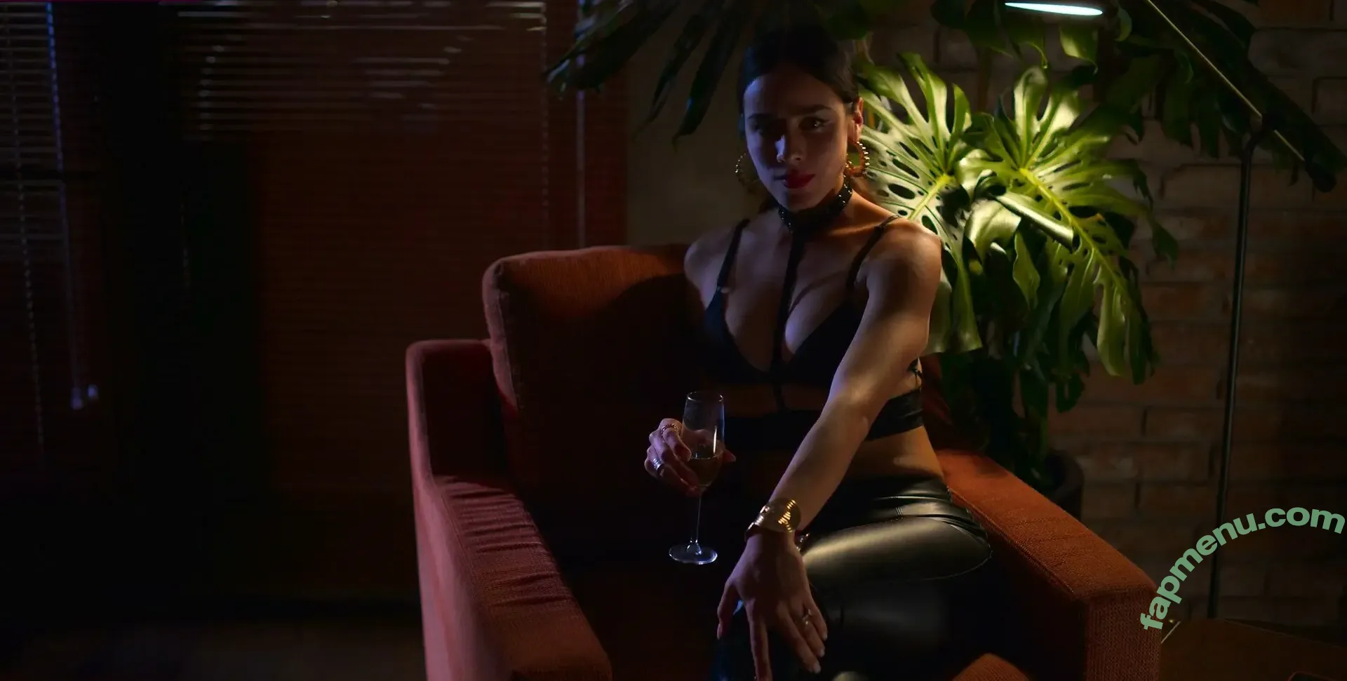 Esmeralda Pimentel nude photo #0011 (Esmeralda Pimentel)