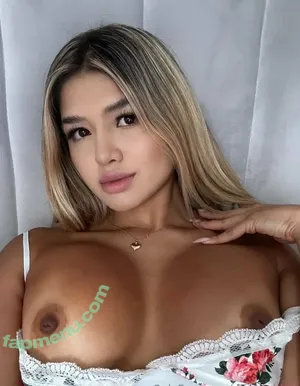 Esmeralda / Esmeralda Munoz / Linaesmeraldaa / linaesmeraldafit nude photo #0221