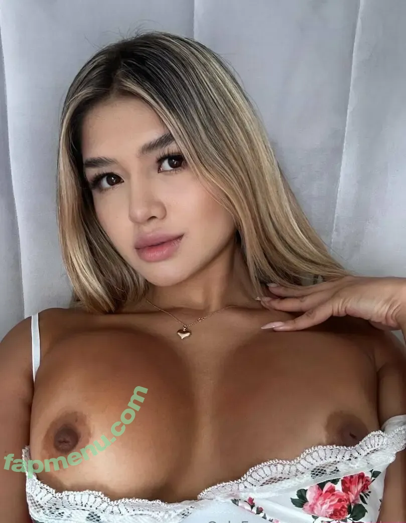 Esmeralda nude photo #0221 (Esmeralda Munoz / Linaesmeraldaa / linaesmeraldafit)